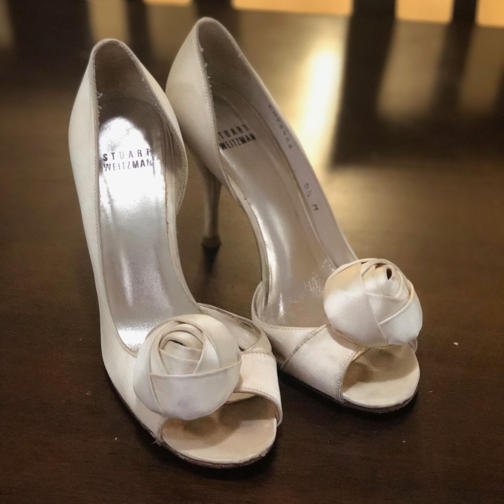 Satin Stuart Weitzman peep-toe rosebud demi pumps